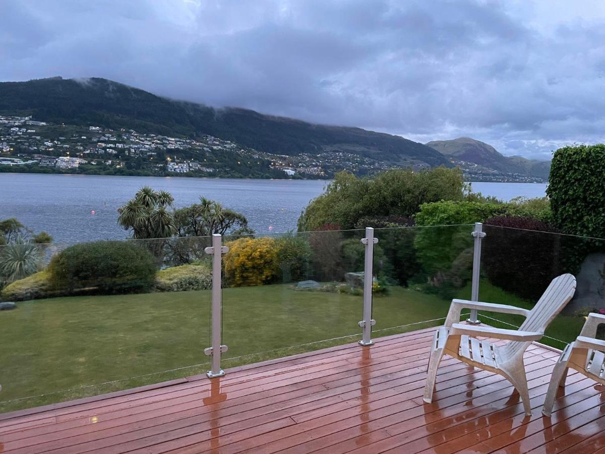 Peninsular Lakefront Queenstown Exteriör bild