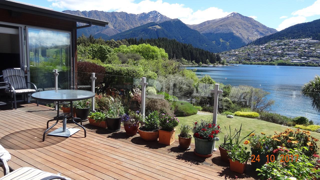 Peninsular Lakefront Queenstown Exteriör bild